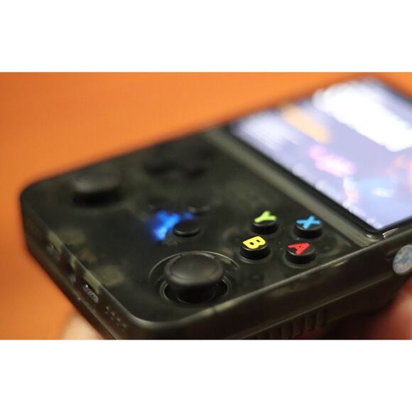 R36s 128GB Retro Handheld Video Game Console (Black) 22k+  games preloaded - Picture 1 of 7
